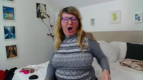 Olga Pavlova online show from 03/03/26, 01:28