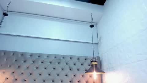 oliiverr22 online show from 10/02/25, 03:24