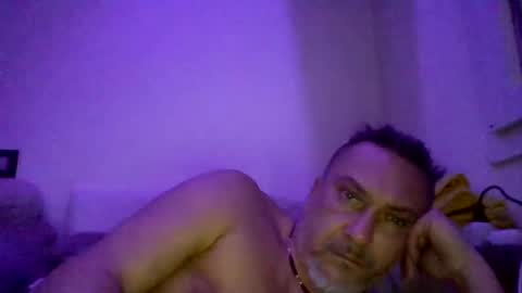 Snapshot of olimpio1230 chatting on 01/10/25, 09:10 olimpio1230 online show from 01/10/25, 09:10