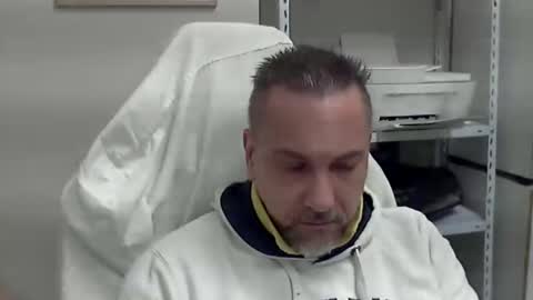 Snapshot of olimpio1230 chatting on 02/26/25, 03:08 olimpio1230 online show from 02/26/25, 03:08