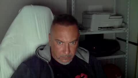 Snapshot of olimpio1230 chatting on 10/01/25, 03:51 olimpio1230 online show from 10/01/25, 03:51