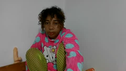 Snapshot of olinaa chatting on 07/07/26, 04:04 olinaa online show from 07/07/26, 04:04