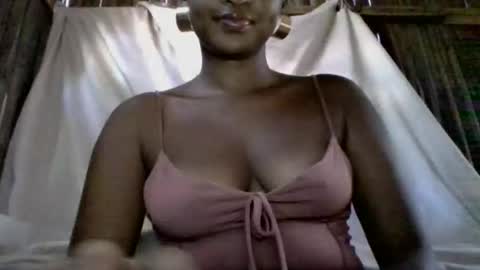 olinah610 online show from 04/17/26, 06:27