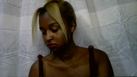 olinah610 online show from 07/07/26, 07:45
