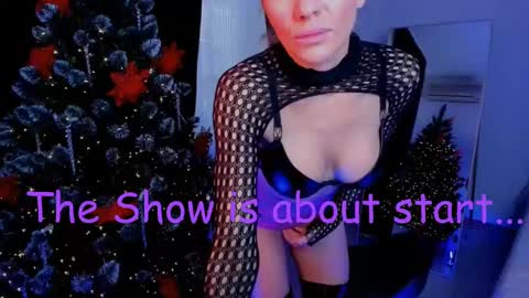 oliva_candy online show from 02/09/25, 06:54