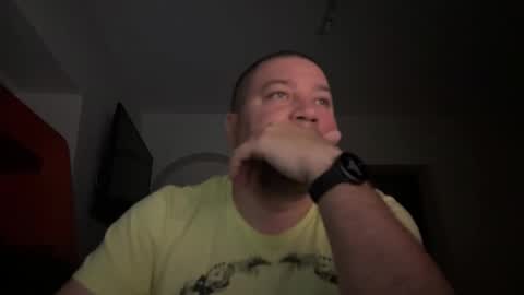 Snapshot of oliver841119 chatting on 04/03/26, 07:45 Oliver84 online show from 04/03/26, 07:45