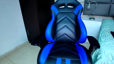 Oliver  online show from 01/28/25, 08:26