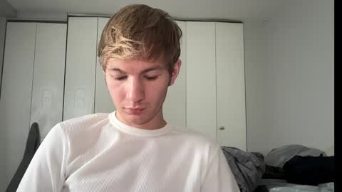 Snapshot of oliver_beck chatting on 12/06/24, 09:13 Oliver Beck online show from 12/06/24, 09:13