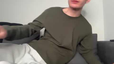 Snapshot of oliver_beck chatting on 02/02/25, 01:55 Oliver Beck online show from 02/02/25, 01:55