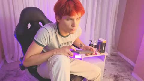 Snapshot of oliver_big19 chatting on 10/06/25, 12:13 oliver_big19 online show from 10/06/25, 12:13