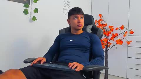 Oliver bray online show from 01/12/26, 07:52