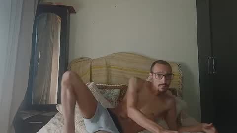 oliver_goldberg online show from 05/04/26, 01:29