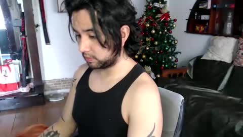 oliver_laid_2023 online show from 12/02/25, 05:41