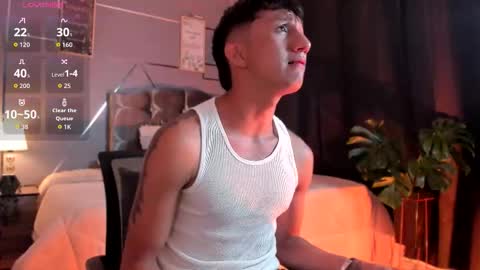 oliver mr  online show from 11/18/25, 08:46