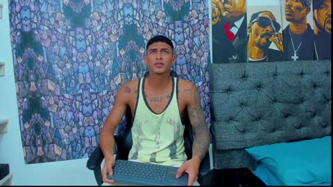 oliver_smith_2 online show from 01/05/25, 09:03