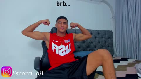 Snapshot of oliver_smith_2 chatting on 02/11/25, 06:22 oliver_smith_2 online show from 02/11/25, 06:22