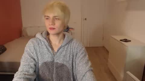 Oliver online show from 12/15/25, 01:43