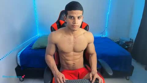 Snapshot of oliver_thompsson chatting on 06/13/26, 05:16 oliver thompsson online show from 06/13/26, 05:16