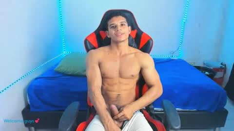 Snapshot of oliver_thompsson chatting on 07/12/26, 08:55 oliver thompsson online show from 07/12/26, 08:55