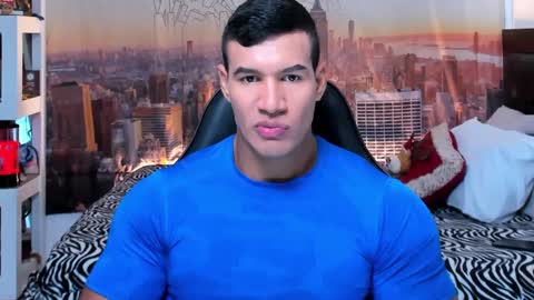 oliver_tommy online show from 10/07/25, 12:13