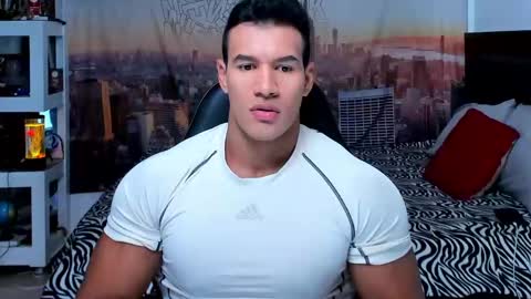 oliver_tommy online show from 10/16/25, 12:39