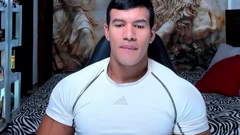 oliver_tommy online show from 11/03/25, 12:39