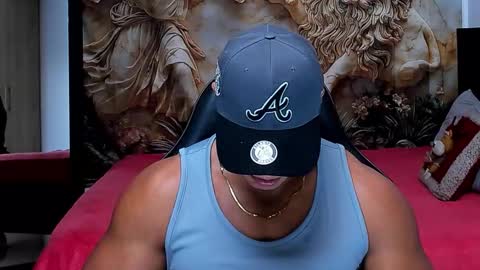 oliver_tommy online show from 11/24/25, 11:48