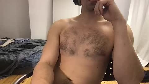 oliverbisbis1 online show from 10/14/25, 10:43