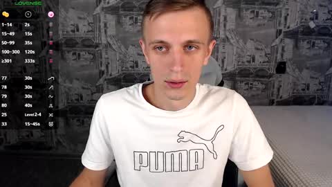 Snapshot of oliverfresh chatting on 03/12/25, 08:08 Oliver online show from 03/12/25, 08:08