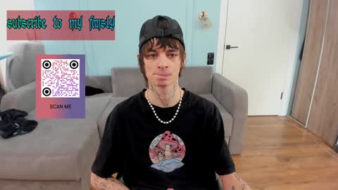 Snapshot of oliverrgroove chatting on 02/04/25, 03:26 oliverrgroove online show from 02/04/25, 03:26