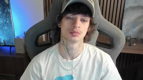 oliverrgroove online show from 04/25/26, 10:18