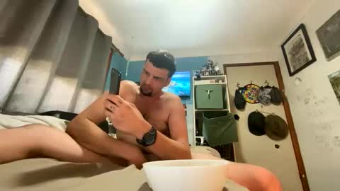 Snapshot of oliversunley22 chatting on 12/18/25, 01:55 oliversunley22 online show from 12/18/25, 01:55