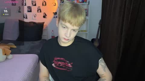 oliver online show from 10/16/25, 02:07