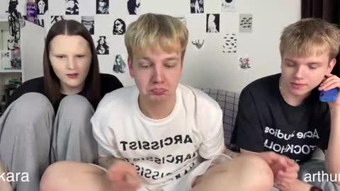 oliver online show from 03/08/26, 07:28