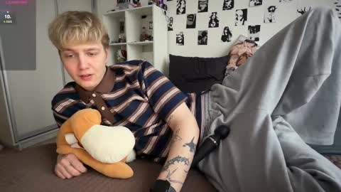 oliver online show from 04/03/26, 02:15