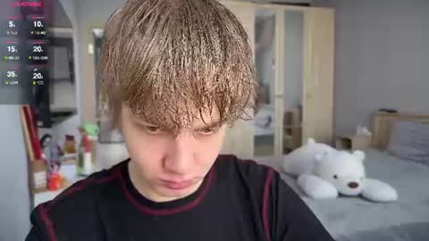 Snapshot of olivertasty chatting on 07/18/26, 12:53 oliver online show from 07/18/26, 12:53