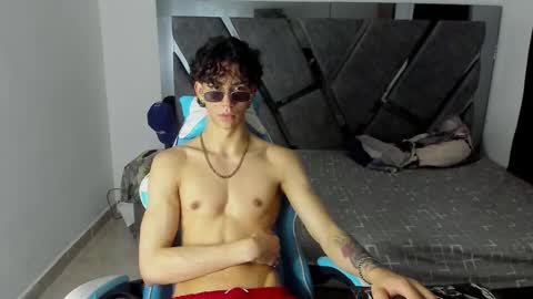 Snapshot of oliverthompson_01 chatting on 10/11/25, 07:51 oliverthompson_01 online show from 10/11/25, 07:51