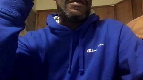 olivertwist1273 online show from 01/02/25, 04:52