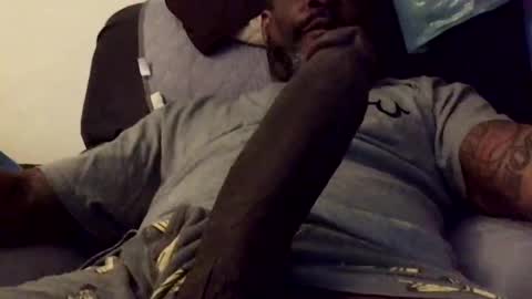 olivertwist1273 online show from 03/06/25, 04:17