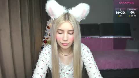 Olivia online show from 12/18/25, 09:37