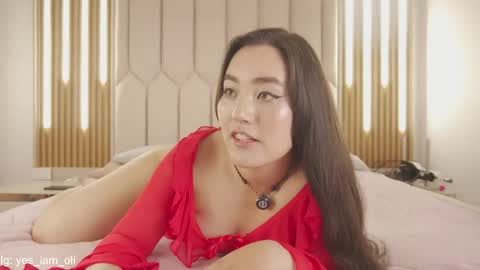 Snapshot of olivia22love chatting on 05/31/26, 04:09 ..................................... 500 am- 1200 pm GMT-5 online show from 05/31/26, 04:09