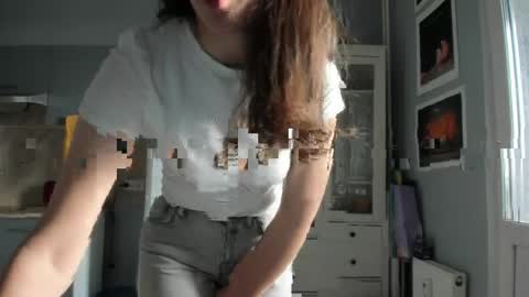 olivia__dream online show from 05/13/26, 03:31