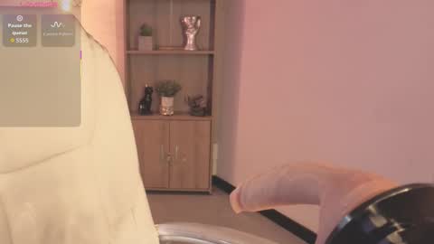 Snapshot of olivia__ds chatting on 11/04/25, 04:33 Olivia online show from 11/04/25, 04:33