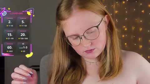 Snapshot of olivia_date chatting on 10/15/25, 02:39 Olivia Date online show from 10/15/25, 02:39