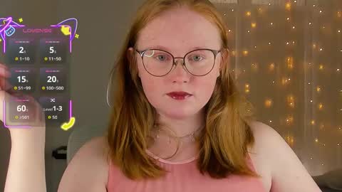 Snapshot of olivia_date chatting on 10/18/25, 12:28 Olivia Date online show from 10/18/25, 12:28