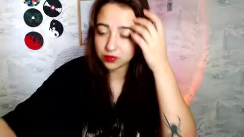 Snapshot of olivia_defo chatting on 09/25/25, 06:50 olivia_defo online show from 09/25/25, 06:50