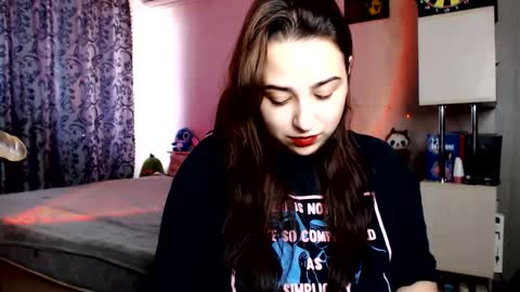 Snapshot of olivia_defo chatting on 10/21/25, 11:22 olivia_defo online show from 10/21/25, 11:22