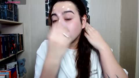 Snapshot of olivia_defo chatting on 01/14/26, 07:58 olivia_defo online show from 01/14/26, 07:58