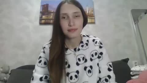 Olivia online show from 10/10/25, 09:14