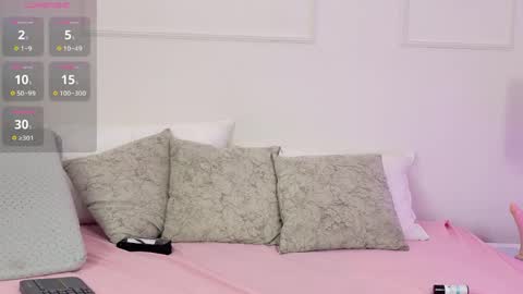 olivia_flamme online show from 06/03/26, 02:33